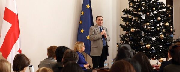 საქართველოს განათლებისა და მეცნიერების მინისტრი მიხეილ ჩხენკელი მასწავლებლებთან შეხვედრაზე - Sputnik საქართველო