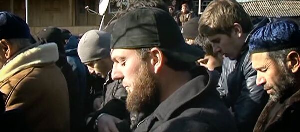 Похороны убитого в ходе спецоперации кистинца в селе Дуиси в Панкисском ущелье - Sputnik Грузия