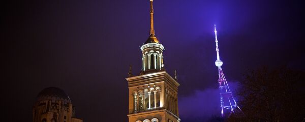 Здание Дома Кино и Тбилисская телевышка - Sputnik Грузия