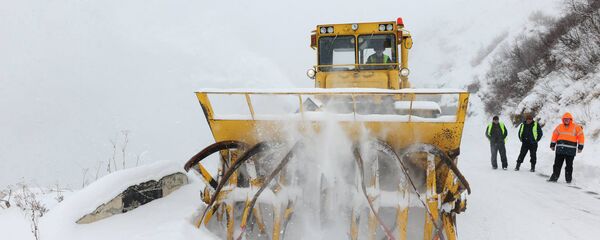 თოვლი გზაზე თოვლი გზაზე - Sputnik საქართველო