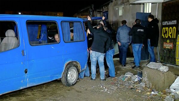 Полиция работает на месте убийства в Рустави директора Стамбульского рынка Самсона Кутателадзе - Sputnik Грузия
