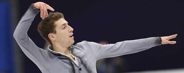 Морис Квителашвили (Грузия) выступает в короткой программе мужского одиночного катания на чемпионате Европы - Sputnik Грузия