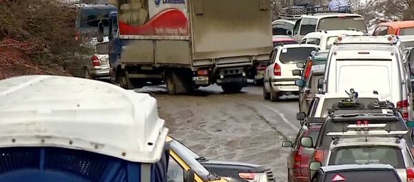 საცობი საქართველოს სამხედრო გზაზე საცობი საქართველოს სამხედრო გზაზე - Sputnik საქართველო