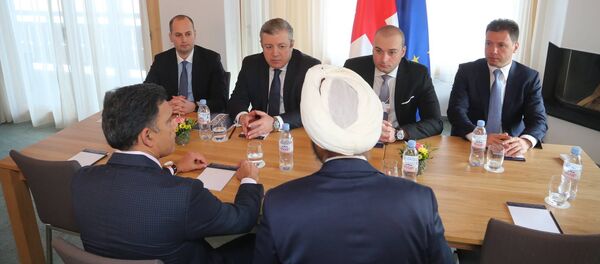 საქართველოს პრემიერ-მინისტრი გიორგი კვირიკაშვილი პოტენციურ ინვესტორებთან შეხვედრაზე საქართველოს პრემიერ-მინისტრი გიორგი კვირიკაშვილი პოტენციურ ინვესტორებთან შეხვედრაზე - Sputnik საქართველო