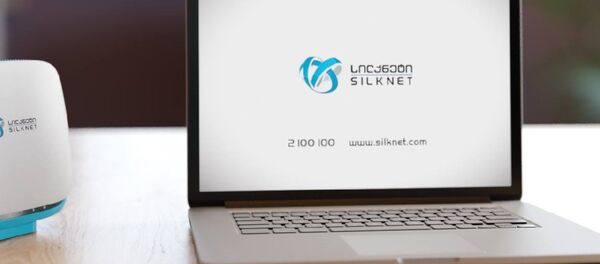Логотип компании Silknet на экране нойтбука Логотип компании Silknet на экране нойтбука - Sputnik Грузия