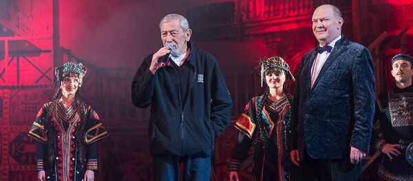 Концерт-спектакль Мне есть что спеть…, посвященный  Высоцкому - Sputnik Грузия