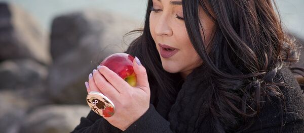 Лолита Милявская во время съемок клипа на песню Судьба - Sputnik Грузия