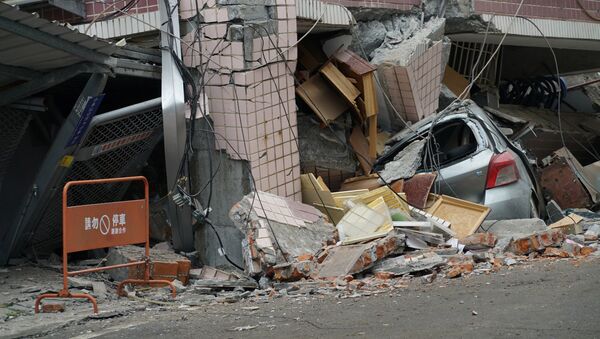 Последствия сильного землетрясения в городе Хуалянь на Тайване - Sputnik Грузия