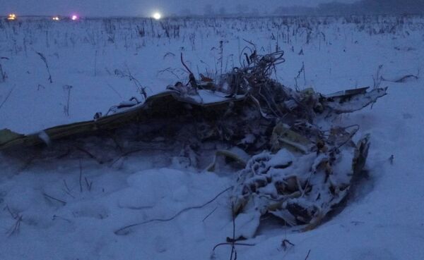 Самолет Ан-148 Саратовских авиалиний Москва — Орск разбился в воскресенье через несколько минут после взлета из Домодедово - Sputnik Грузия