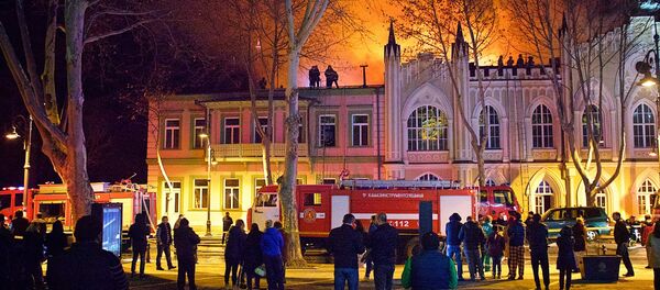 Пожар в историческом здании на проспекте Агмашенебели - Sputnik Грузия