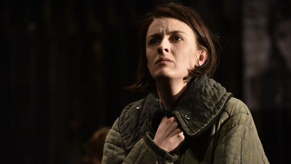 Сцена из спектакля А.Л.Ж.И.Р., актриса Мариам Кития - Sputnik Грузия