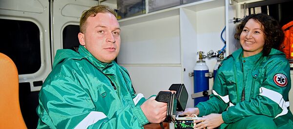 Скорая помощь 112: журналист меняет профессию Скорая помощь 112: журналист меняет профессию - Sputnik Грузия