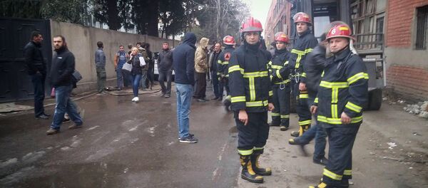 Пожар на матрацном заводе в грузинской столице - Sputnik Грузия
