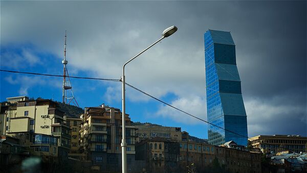 Вид на Тбилиси - отель Билтмор и телевышка - Sputnik Грузия