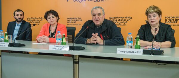 Брифинг о проблемах образования пресс-центр - Sputnik Грузия