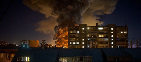 Пожар на продуктово-вещевом рынке в центре Тбилиси - Sputnik Грузия