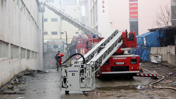 Пожар на рынке в Тбилиси - Sputnik Грузия