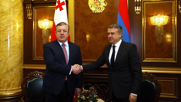 Премьеры Грузии и Армении Георгий Квирикашвили и Карен Карапетян - Sputnik Грузия