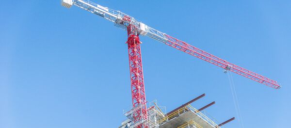 ამწე სამშენებლო მოედანზე ამწე სამშენებლო მოედანზე - Sputnik საქართველო