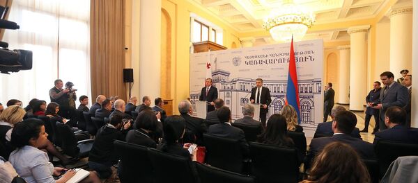 Пресс-конференция премьеров Грузии и Армении Георгия Квирикашвили и Карена Карапетяна - Sputnik Грузия