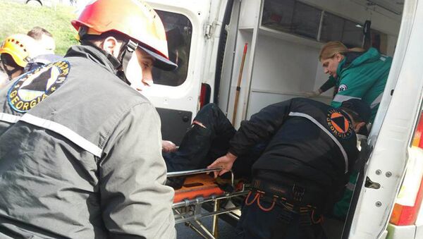 Спасатели вытащили мужчину из Куры - Sputnik Грузия