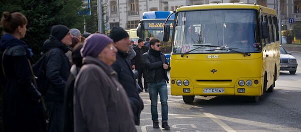 თბილისი, ავტობუსის გაჩერება თბილისი, ავტობუსის გაჩერება - Sputnik საქართველო
