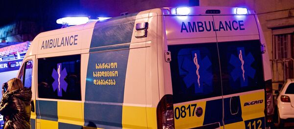 Бригада Скорой медицинской помощи на выезде - Sputnik Грузия
