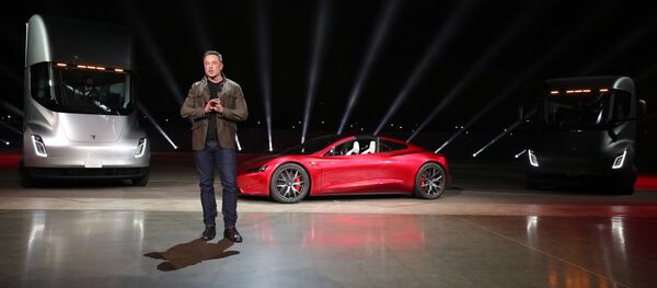Компания Tesla представила новые модели электромобилей - Sputnik Грузия