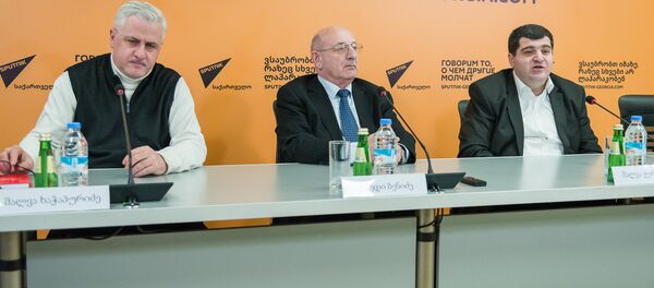 მრგვალი მაგიდაზე თემა „საქართველოში სასამართლო რეფორმები მრგვალი მაგიდაზე თემა „საქართველოში სასამართლო რეფორმები - Sputnik საქართველო