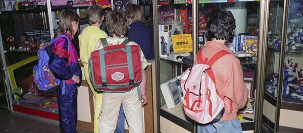 После уроков в магазине игрушек. - Sputnik Грузия