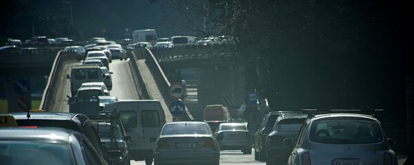 ავტომობილები გმირტა მოედანზე ავტომობილები გმირტა მოედანზე - Sputnik საქართველო