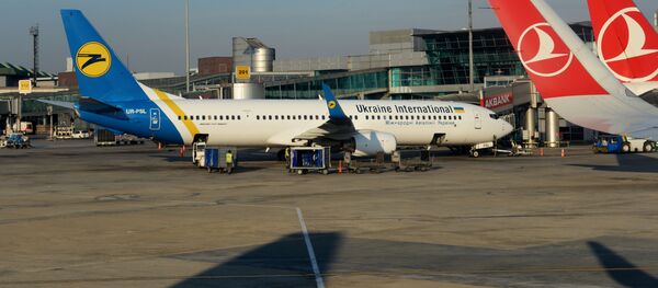 Самолет Boeing 737-900EA авиакомпании Ukraine Unternational - Sputnik Грузия