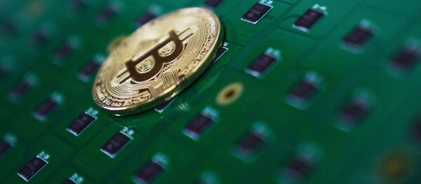 ბიტკოინის ლოგოტიპიანი სასუვენირო მონეტა - Sputnik საქართველო