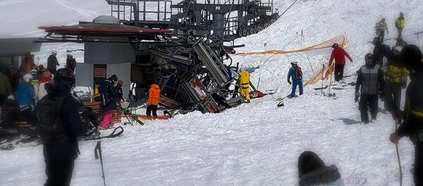 ავარია საბაგიროზე გუდაურში ავარია საბაგიროზე გუდაურში - Sputnik საქართველო