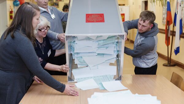 Подсчет голосов на выборах президента РФ - Sputnik Грузия