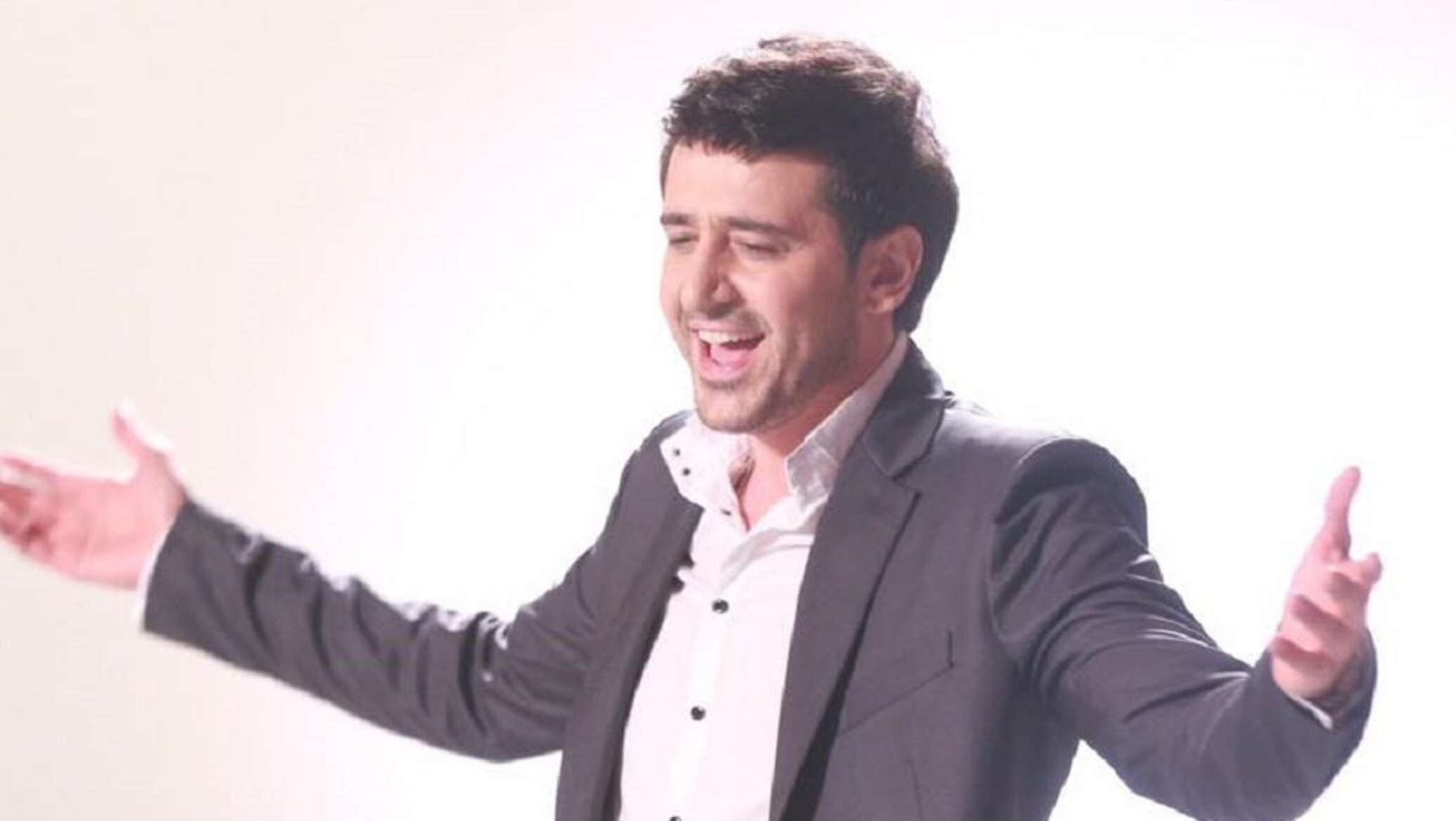 Arame певец. Arame певец. Arame mi urish molorak. Араме с женой. Arame erexanern.