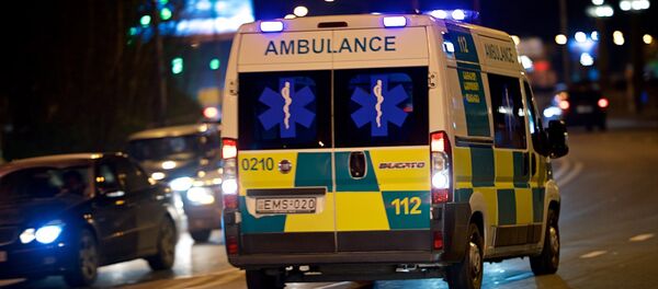 Бригада Скорой медицинской помощи на выезде по вызову - Sputnik Грузия