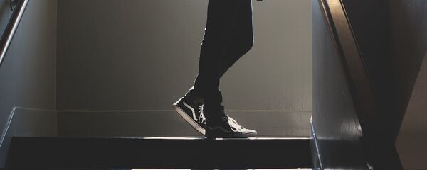 კიბეზე ფეხით სიარული - Sputnik საქართველო