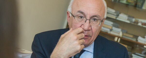 Спецпредставитель премьер-министра Грузии  Зураб Абашидзе - Sputnik Грузия