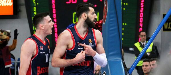 Капитан испанского баскетбольного клуба Баскония Торнике Шенгелия Капитан испанского баскетбольного клуба Баскония Торнике Шенгелия - Sputnik Грузия