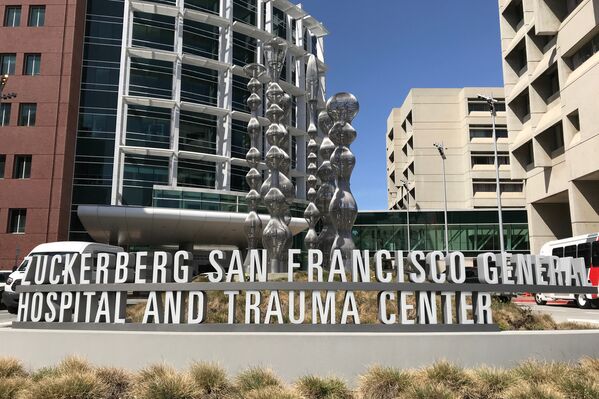 Все пострадавшие при стрельбе в штаб-квартире Youtube в Сан-Бруно были доставлены в центральную больницу города Сан-Франциско - Sputnik Грузия