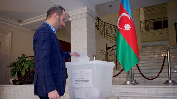 Выборы президента Азербайджана в посольстве этой страны в столице Грузии - Sputnik Грузия