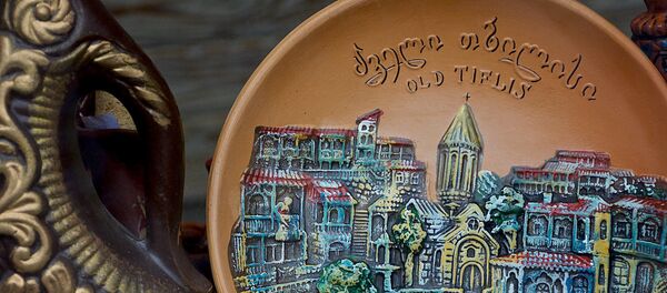 Туристические сувениры в магазине в старом городе - Sputnik Грузия