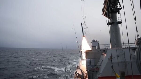 Россия провела учения в Баренцевом море: кадры пуска корабельной ракеты - Sputnik Грузия