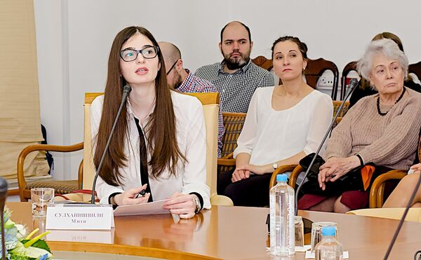Председатель Грузинского клуба ВШЭ Мэгги Сулханишвили Председатель Грузинского клуба ВШЭ Мэгги Сулханишвили - Sputnik Грузия