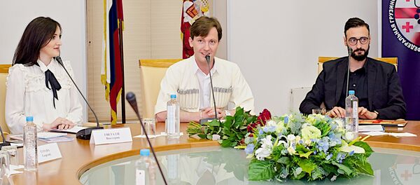 Презентация книги Андро Иванова - Sputnik Грузия