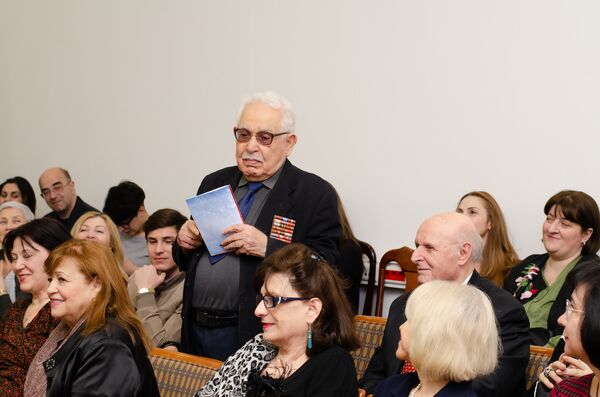 Ветеран Великой Отечественной войны Артём Иванович Азиров Ветеран Великой Отечественной войны Артём Иванович Азиров - Sputnik Грузия