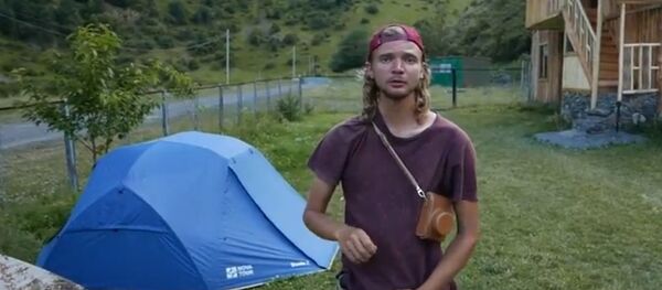 Туристы в Шатили - Sputnik Грузия