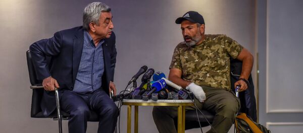 სერჟ სარქისიანისა და ნიკოლ ფაშინიანის შეხევდრა სერჟ სარქისიანისა და ნიკოლ ფაშინიანის შეხევდრა - Sputnik საქართველო