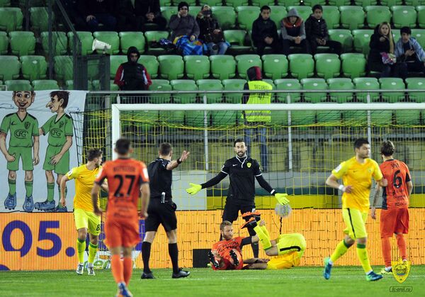 Вратарь Анжи Георгий Лория - Sputnik Грузия